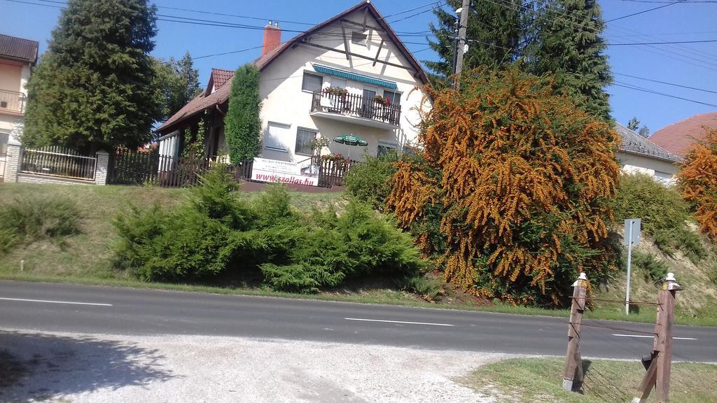 Holiday Apartmanhaz Zalakaros Exterior photo